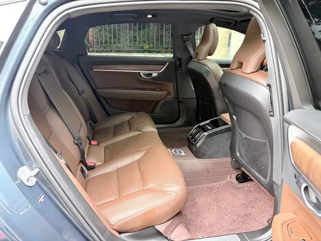 Volvo S90 — Фото автомобиля 20