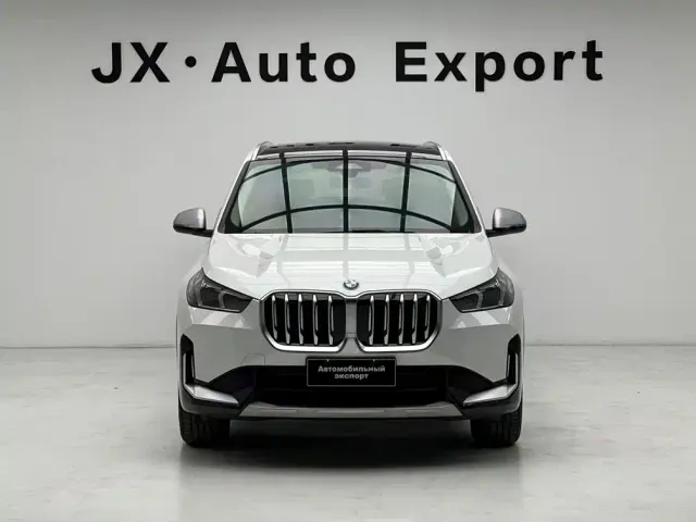 BMW X1 — Фото автомобиля 2