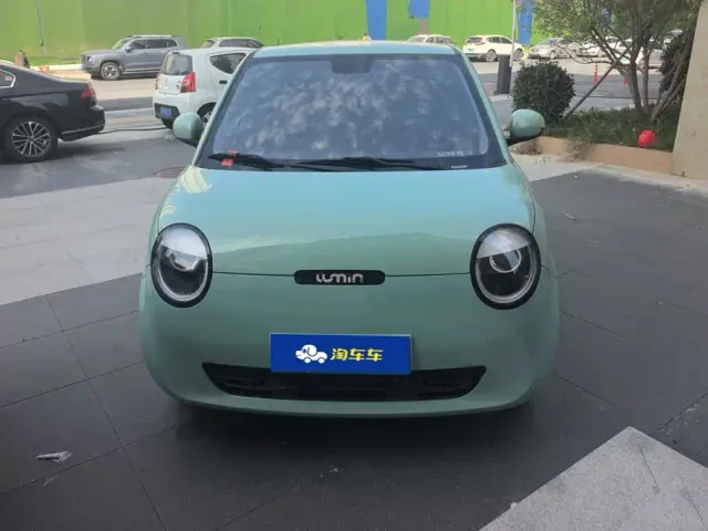 Changan Lumin — Фото автомобиля 2