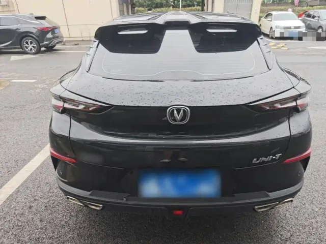 Changan UNI-T — Фото автомобиля 5