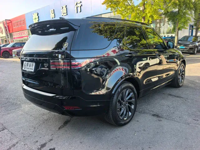 Land Rover Discovery — Фото автомобиля 17