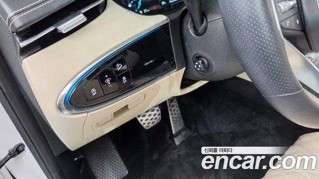 Genesis GV70 2.5T Бензин AWD — Фото автомобиля 18