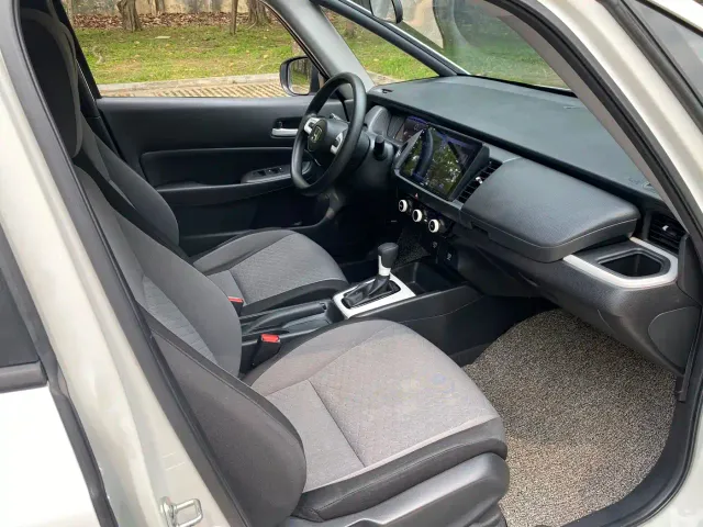 Honda Fit — Фото автомобиля 20
