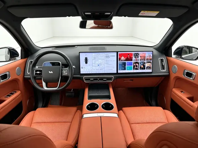 Li Auto L8 — Фото автомобиля 5