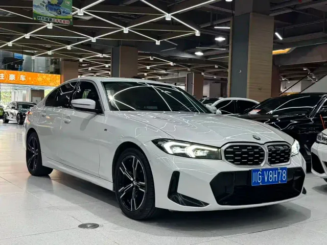 BMW 3 Series — Фото автомобиля 2