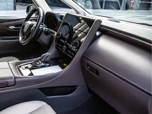 Toyota Alphard — Фото автомобиля 4