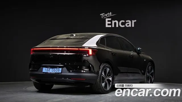 Polestar Polestar 4 — Фото автомобиля 2