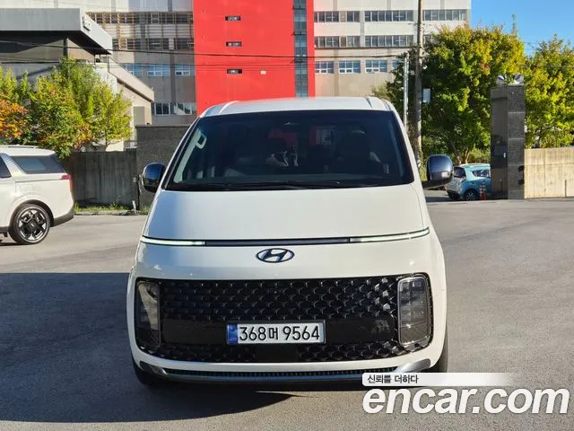 Hyundai Staria — Фото автомобиля 3