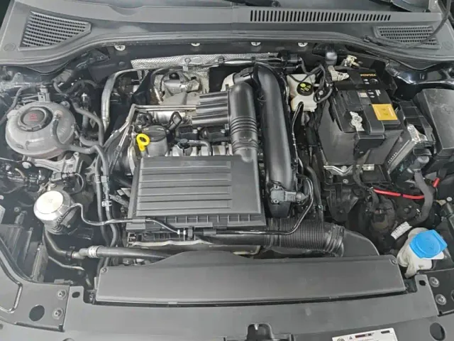 Volkswagen Passat — Фото автомобиля 19