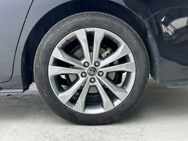 Toyota Sienna — Фото автомобиля 29