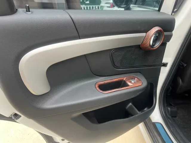 MINI Hatch — Фото автомобиля 11