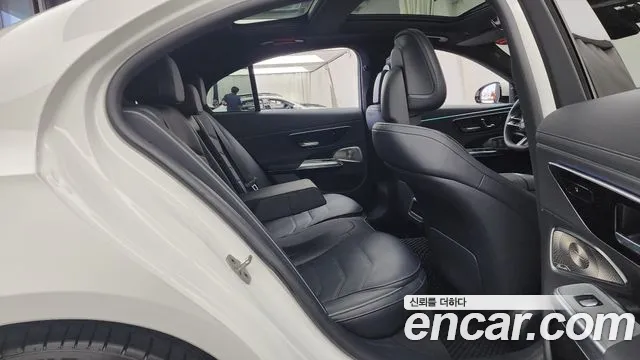 Mercedes-Benz E-Class E-класс W214 — Фото автомобиля 11