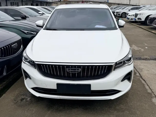Geely Emgrand — Фото автомобиля 2