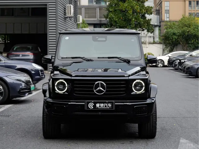 Mercedes-Benz G-Class — Фото автомобиля 2