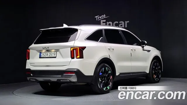 Kia Sorento — Фото автомобиля 2