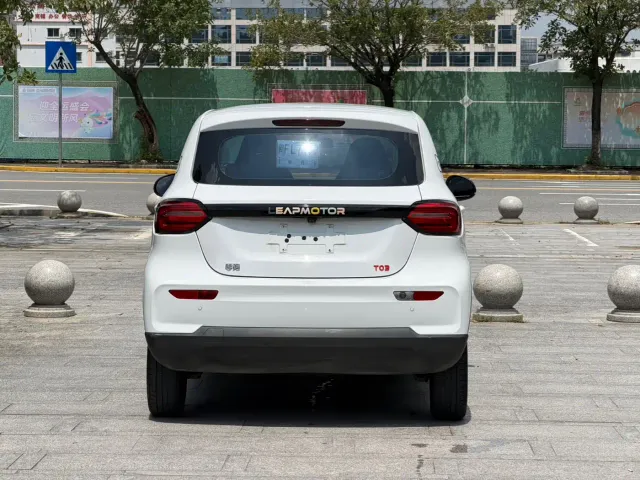 Leapmotor Leapmotor T03 2024 403 Comfort Edition — Фото автомобиля 5