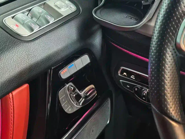 Mercedes-Benz G-Class — Фото автомобиля 11