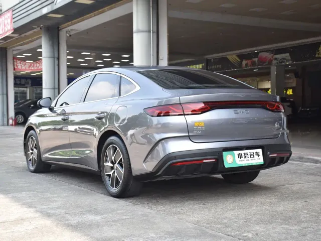 BYD Qin L 2024 DM-i 120KM Leading — Фото автомобиля 18