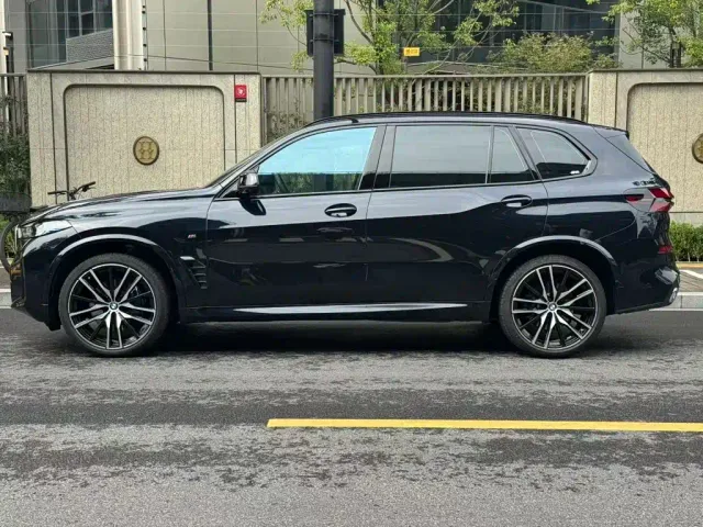 BMW X5 — Фото автомобиля 6