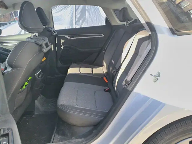 Geely Emgrand — Фото автомобиля 18