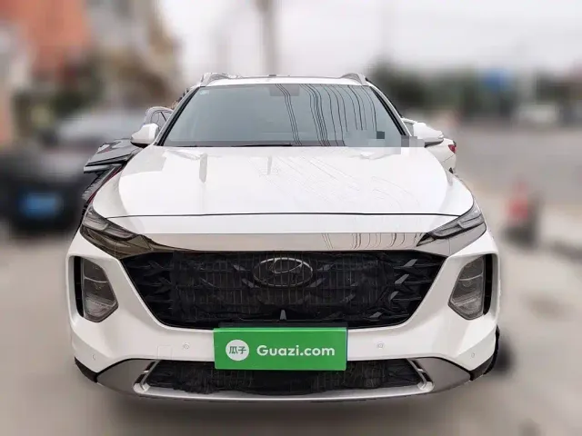 Hyundai Santa Fe — Фото автомобиля 2