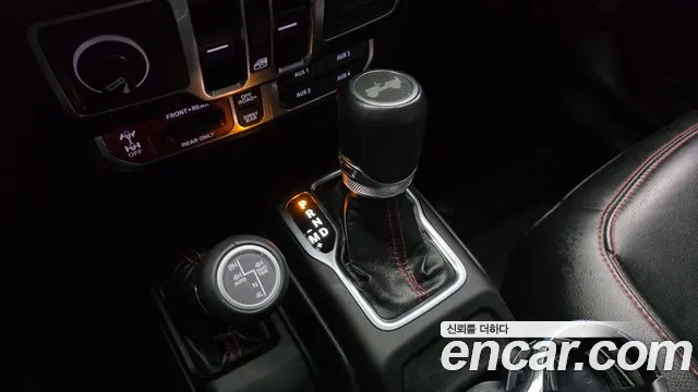 Jeep Wrangler Wrangler (JL) — Фото автомобиля 9