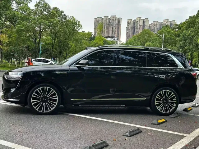 Aito M9 — Фото автомобиля 2