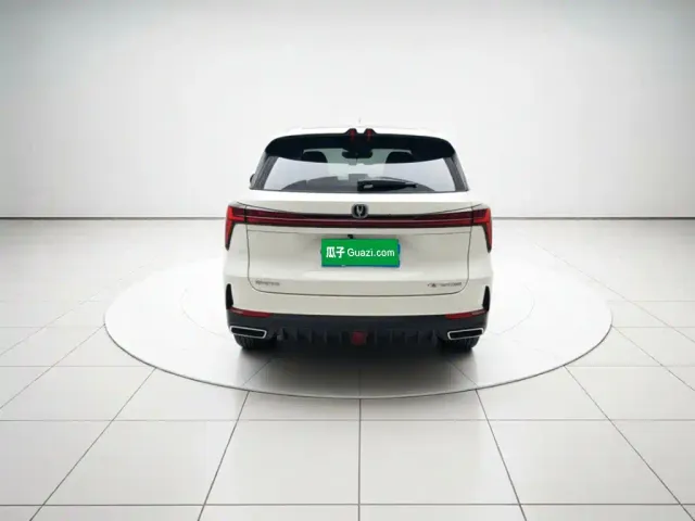 Changan CS75 Plus — Фото автомобиля 5