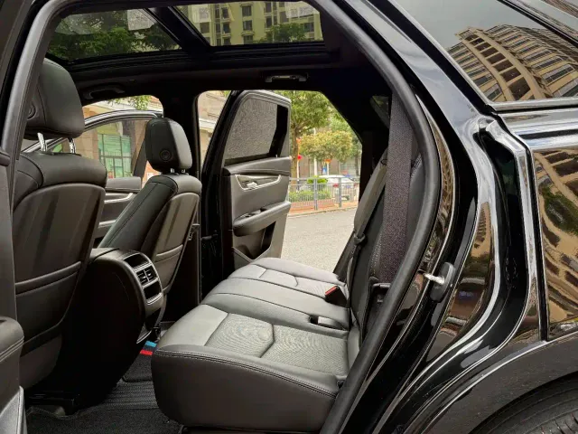 Cadillac XT5 — Фото автомобиля 28