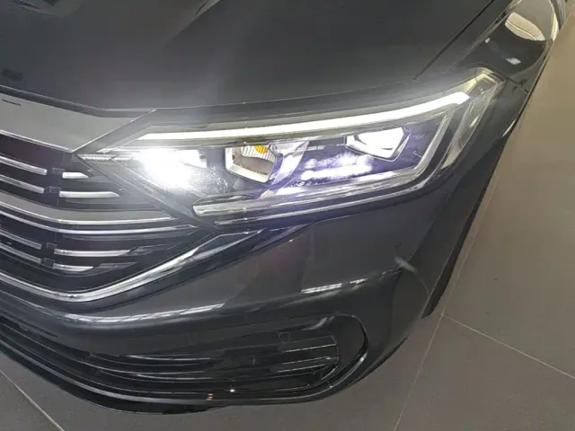 Volkswagen Sagitar — Фото автомобиля 23