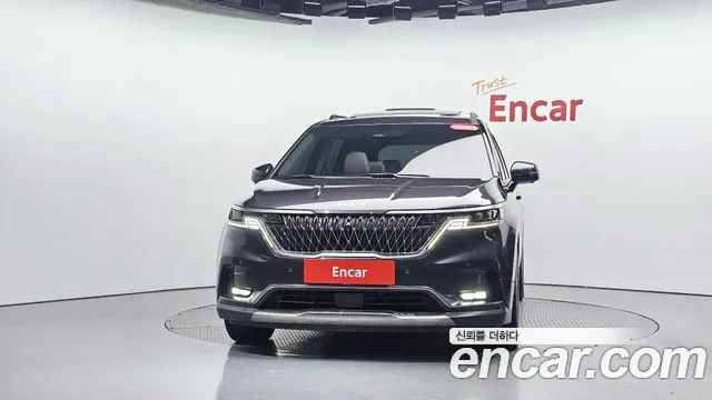 Kia Canival Carnival 4 поколение Бензин 9 мест Signature — Фото автомобиля 3