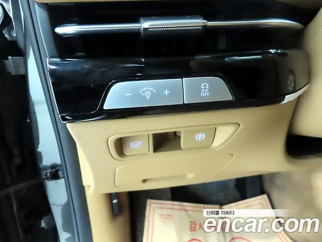Genesis G80 Бензин 2.5 турбо AWD — Фото автомобиля 15