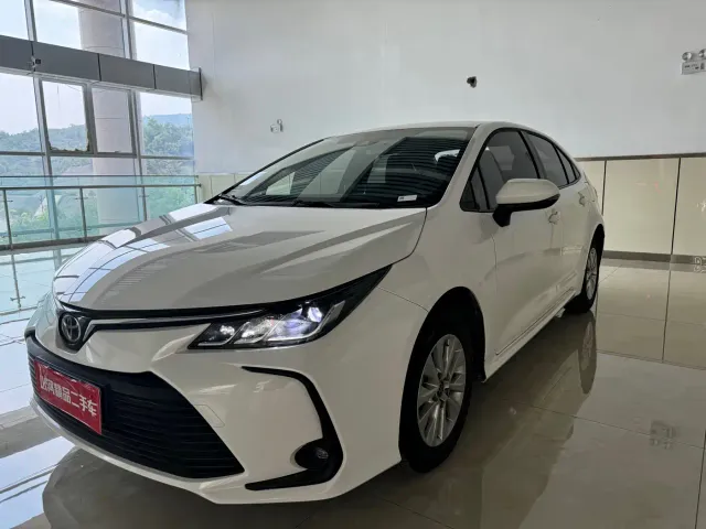 Фотография автомобиля — Toyota Corolla
