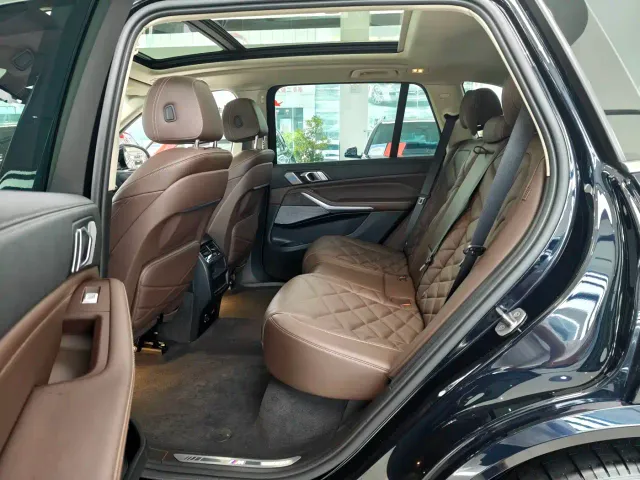 BMW X5 — Фото автомобиля 10