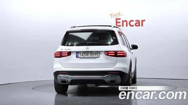 Mercedes-Benz GLB-Class X247 — Фото автомобиля 4