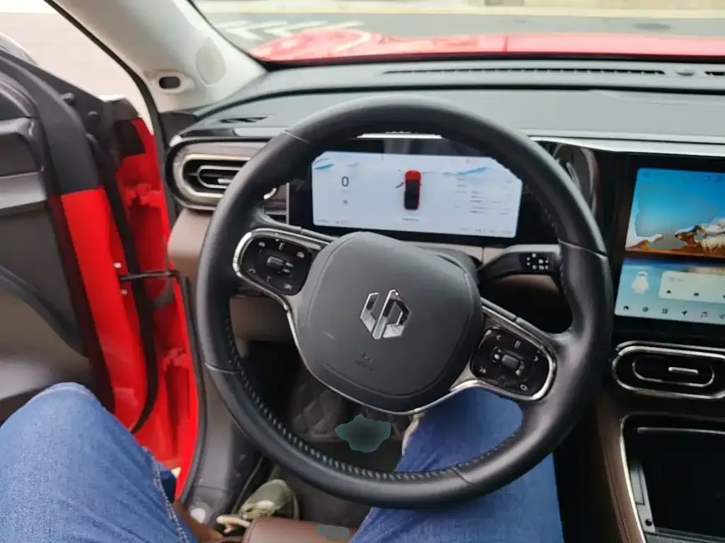 Leapmotor Leapmotor C11 2021 Facelift Luxury Edition — Фото автомобиля 10