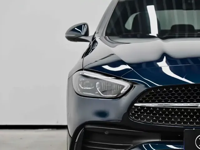 Mercedes-Benz C-Class — Фото автомобиля 4