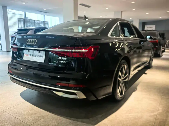 Audi A6L — Фото автомобиля 9