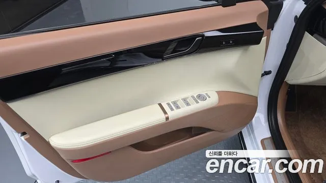 Hyundai Grandeur GN7 — Фото автомобиля 13