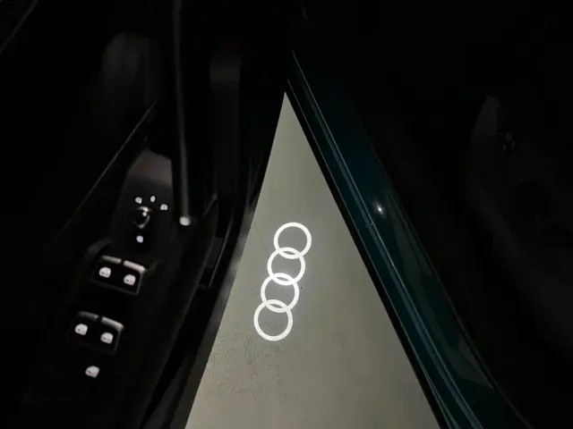 Audi Q2L — Фото автомобиля 27