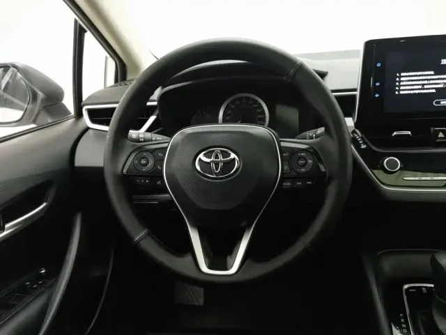 Toyota Corolla — Фото автомобиля 11