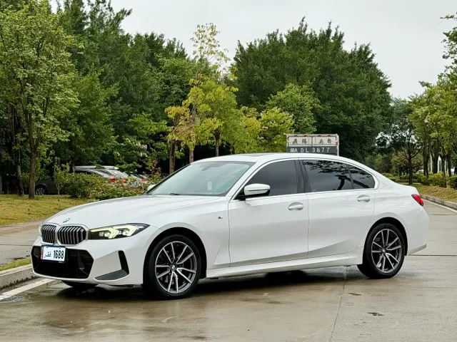 BMW 3 Series — Фото автомобиля 2