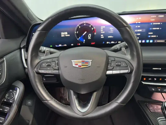 Cadillac CT5 — Фото автомобиля 17