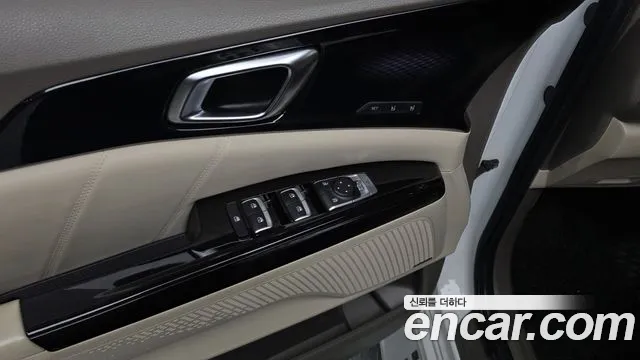 Kia Carnival 4th Gen — Фото автомобиля 29
