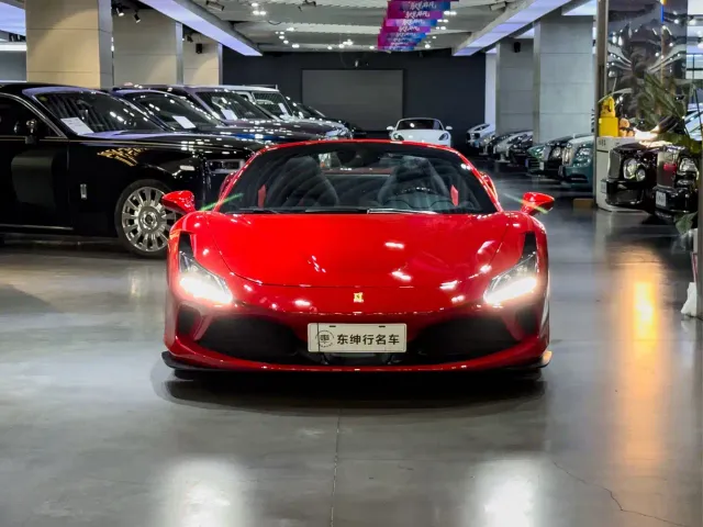 Ferrari F8 — Фото автомобиля 2