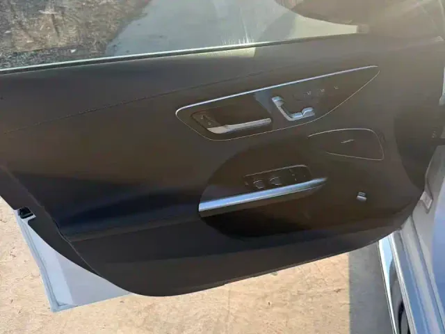 Mercedes-Benz C-Class — Фото автомобиля 10