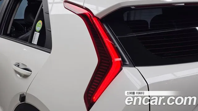 Kia Niro New — Фото автомобиля 8