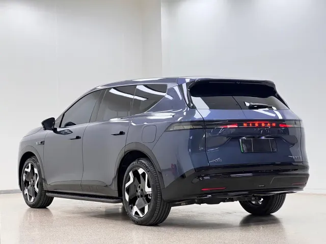 Nissan NX8 — Фото автомобиля 5