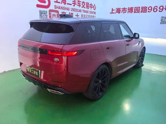 Land Rover Range Rover Sport — Фото автомобиля 4
