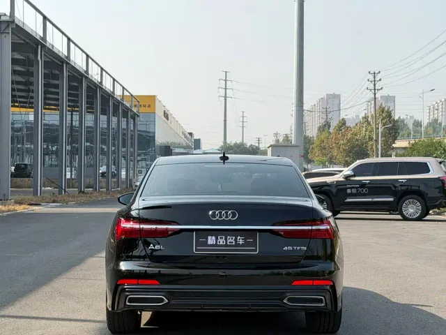 Audi A6L — Фото автомобиля 6